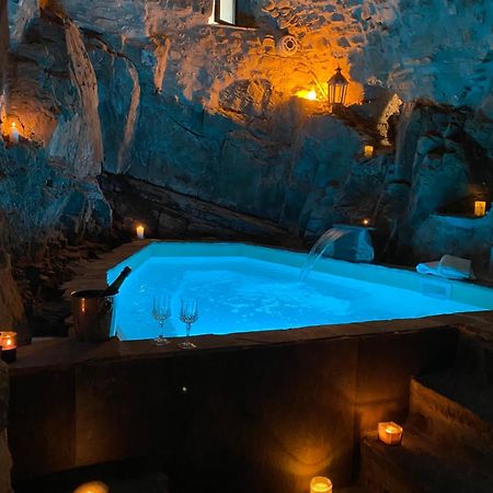La Casa Medievale Suites E Spa Понтремоли Екстериор снимка
