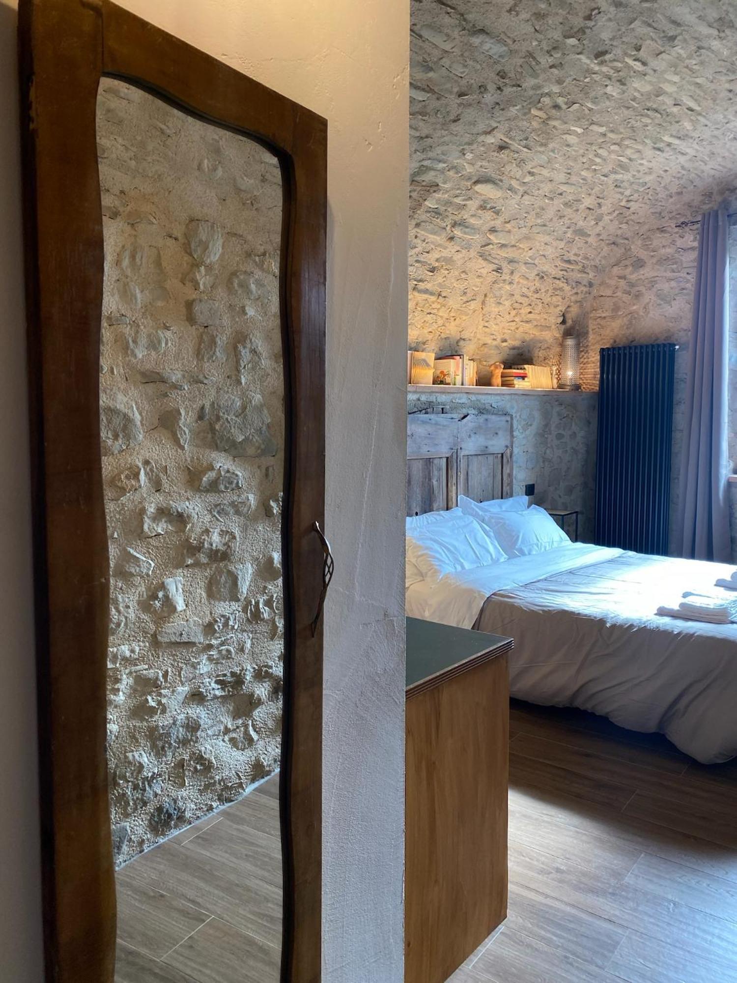 La Casa Medievale Suites E Spa Понтремоли Екстериор снимка