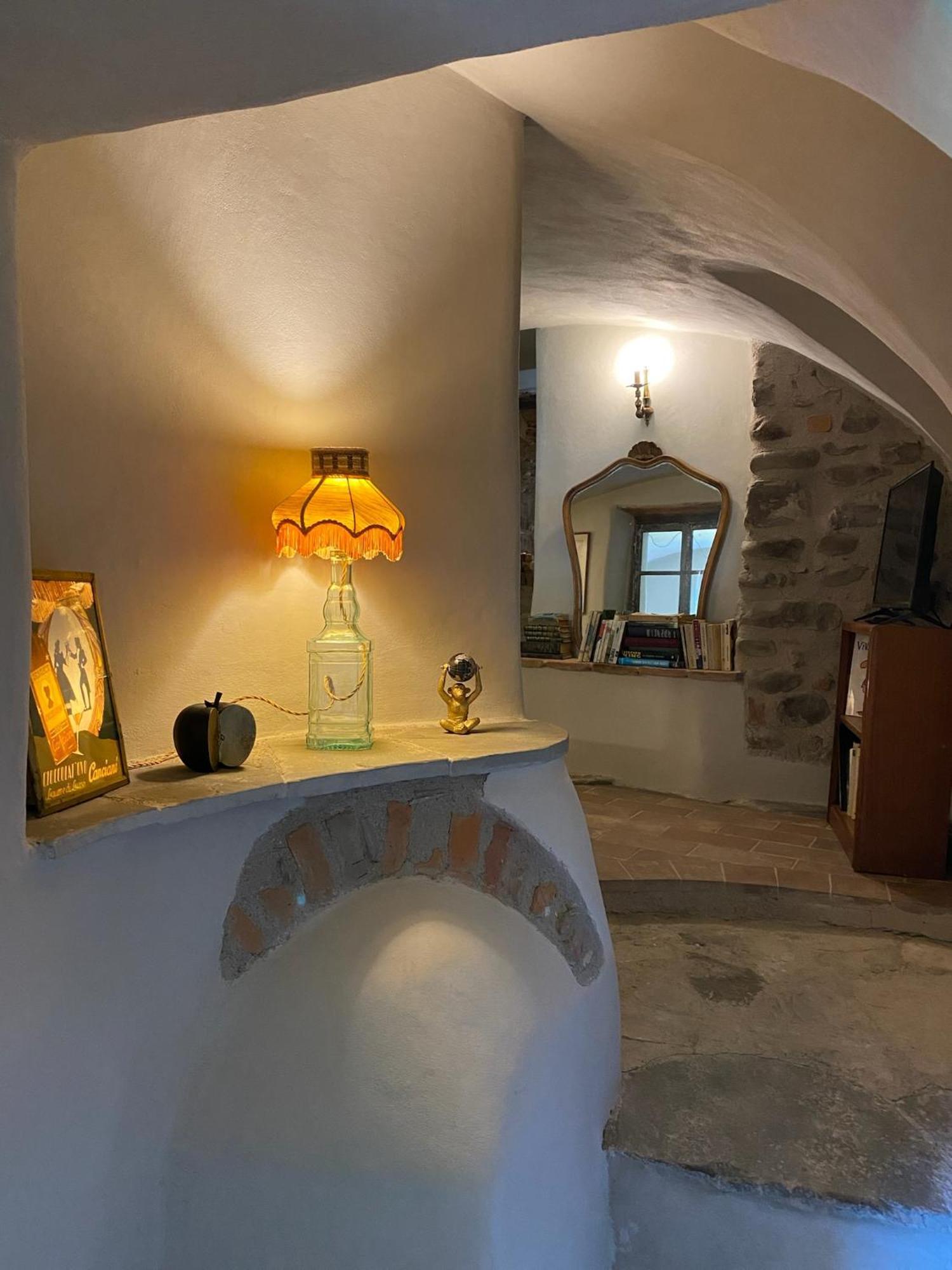 La Casa Medievale Suites E Spa Понтремоли Екстериор снимка